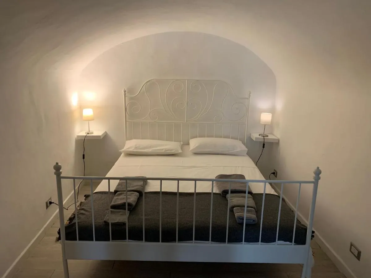 Mini Flat Wifi Apartment Bari 0*,  Italy
