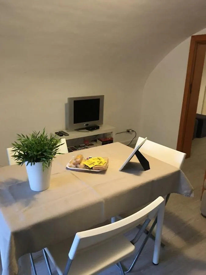 Mini Flat Wifi Apartment Bari